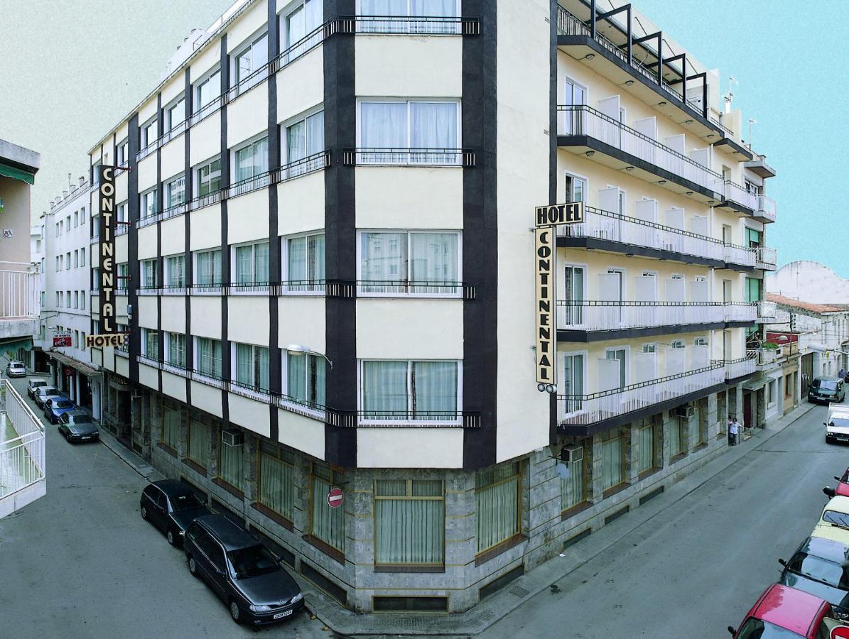 Hotel Continental カレーリャ エクステリア 写真