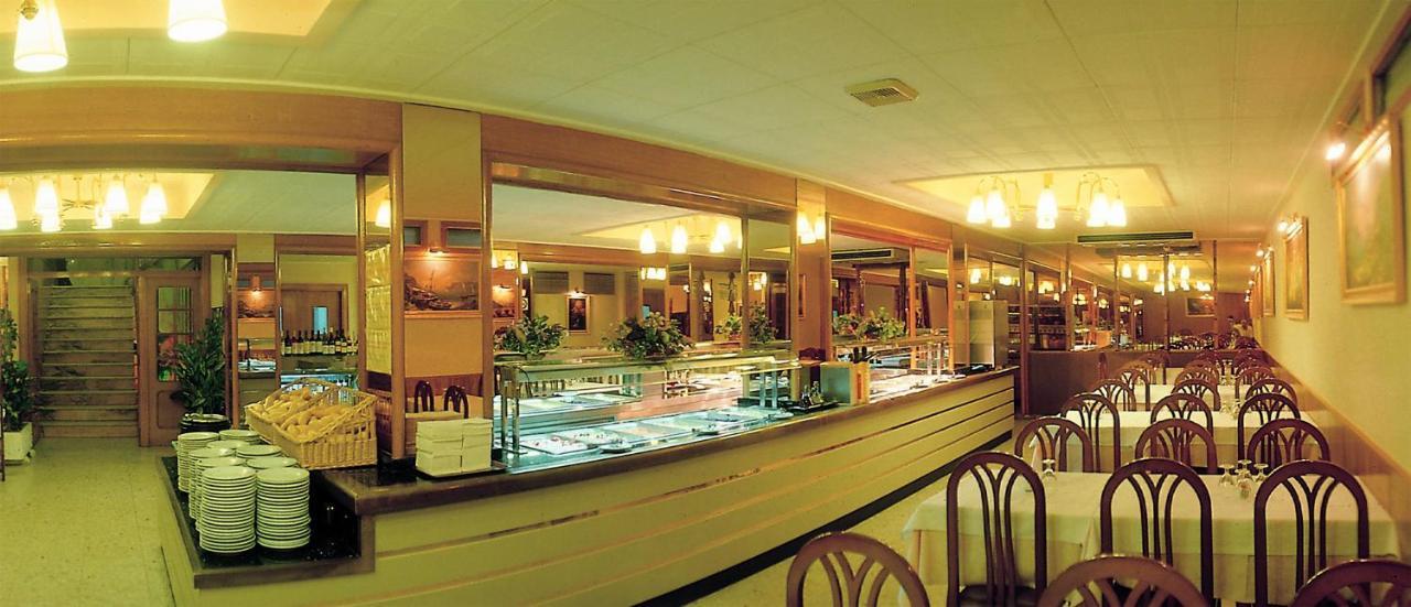 Hotel Continental カレーリャ エクステリア 写真